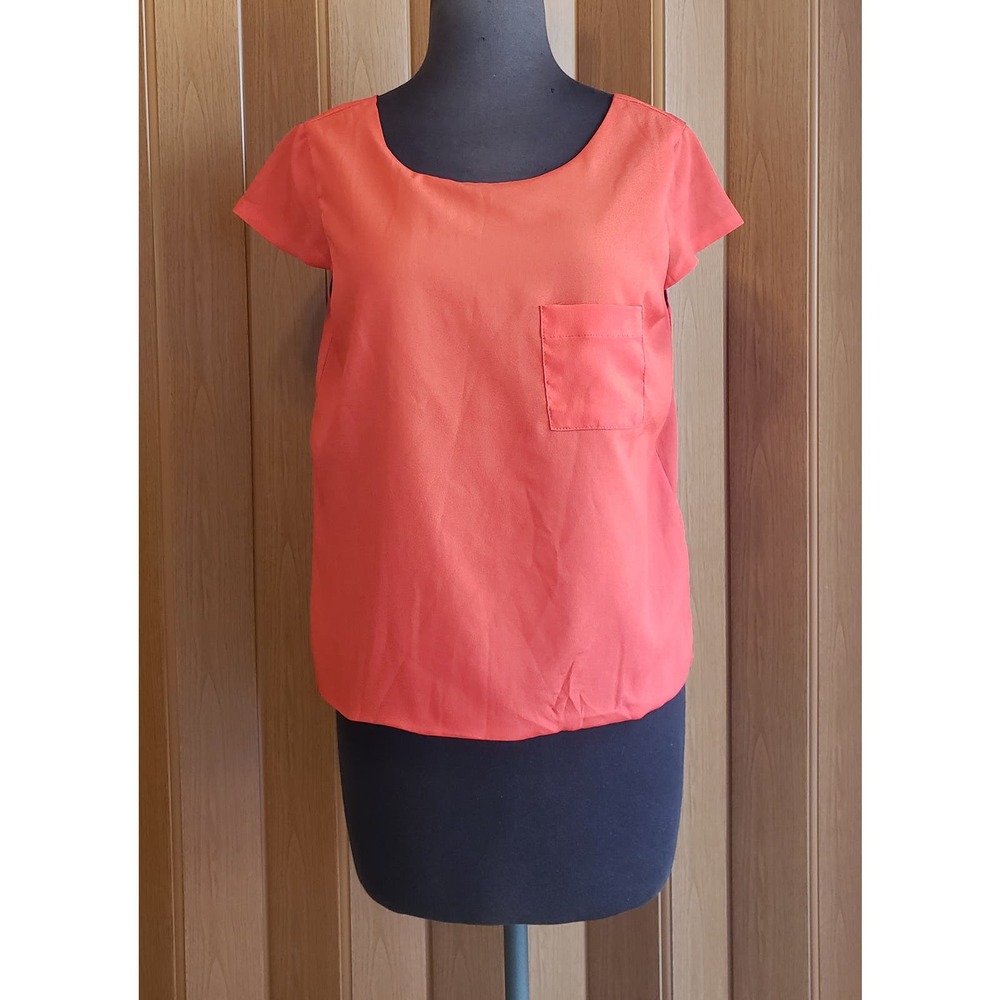 just ginger size large red capped sleeve blouse